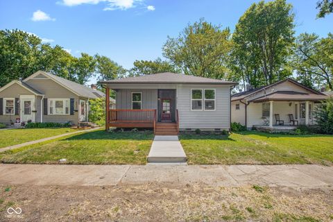Photo of 4721 Caroline Street, Indianapolis, IN 46205 (MLS # 22089660)