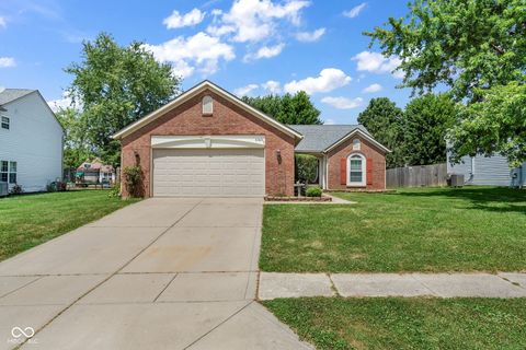 Photo of 6160 E Solitude Court, Camby, IN 46113 (MLS # 22113528)
