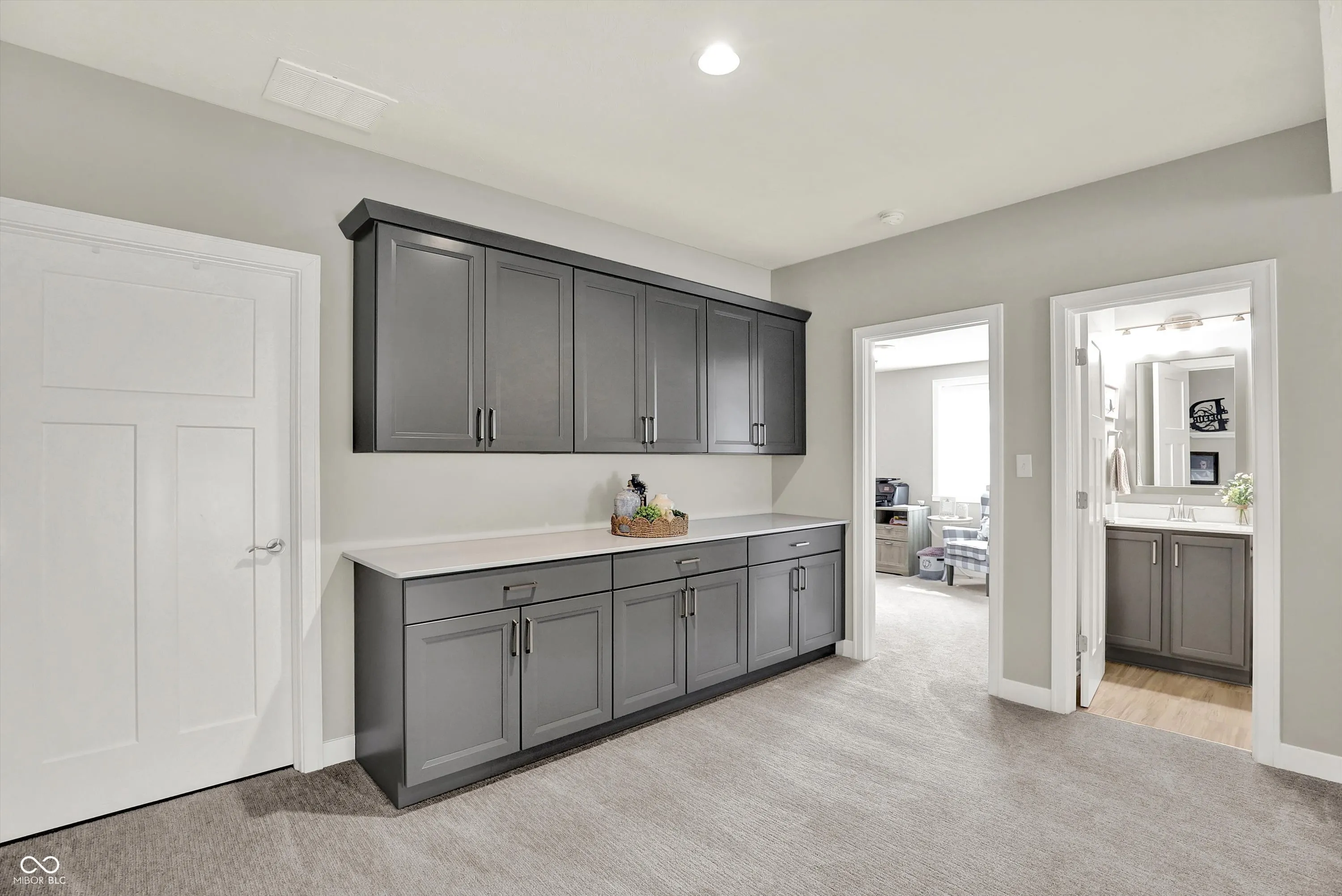 Fishers, Indiana 46037, United States, 4 Bedrooms Bedrooms, ,4 BathroomsBathrooms,Residential,Pending,220394