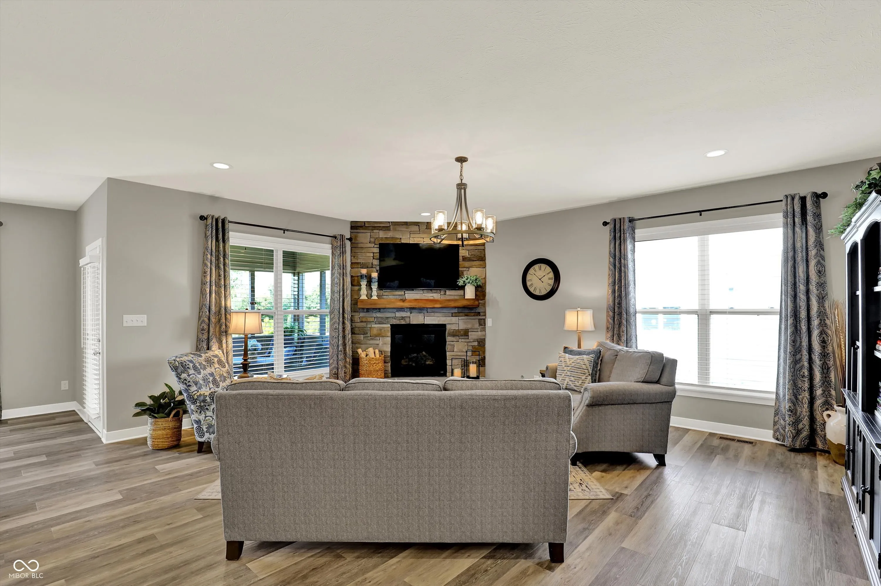 Fishers, Indiana 46037, United States, 4 Bedrooms Bedrooms, ,4 BathroomsBathrooms,Residential,Pending,220394