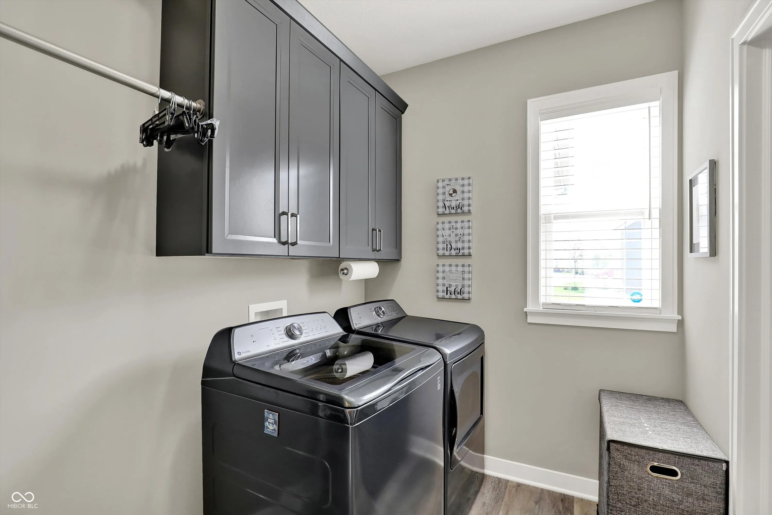 Fishers, Indiana 46037, United States, 4 Bedrooms Bedrooms, ,4 BathroomsBathrooms,Residential,Pending,220394