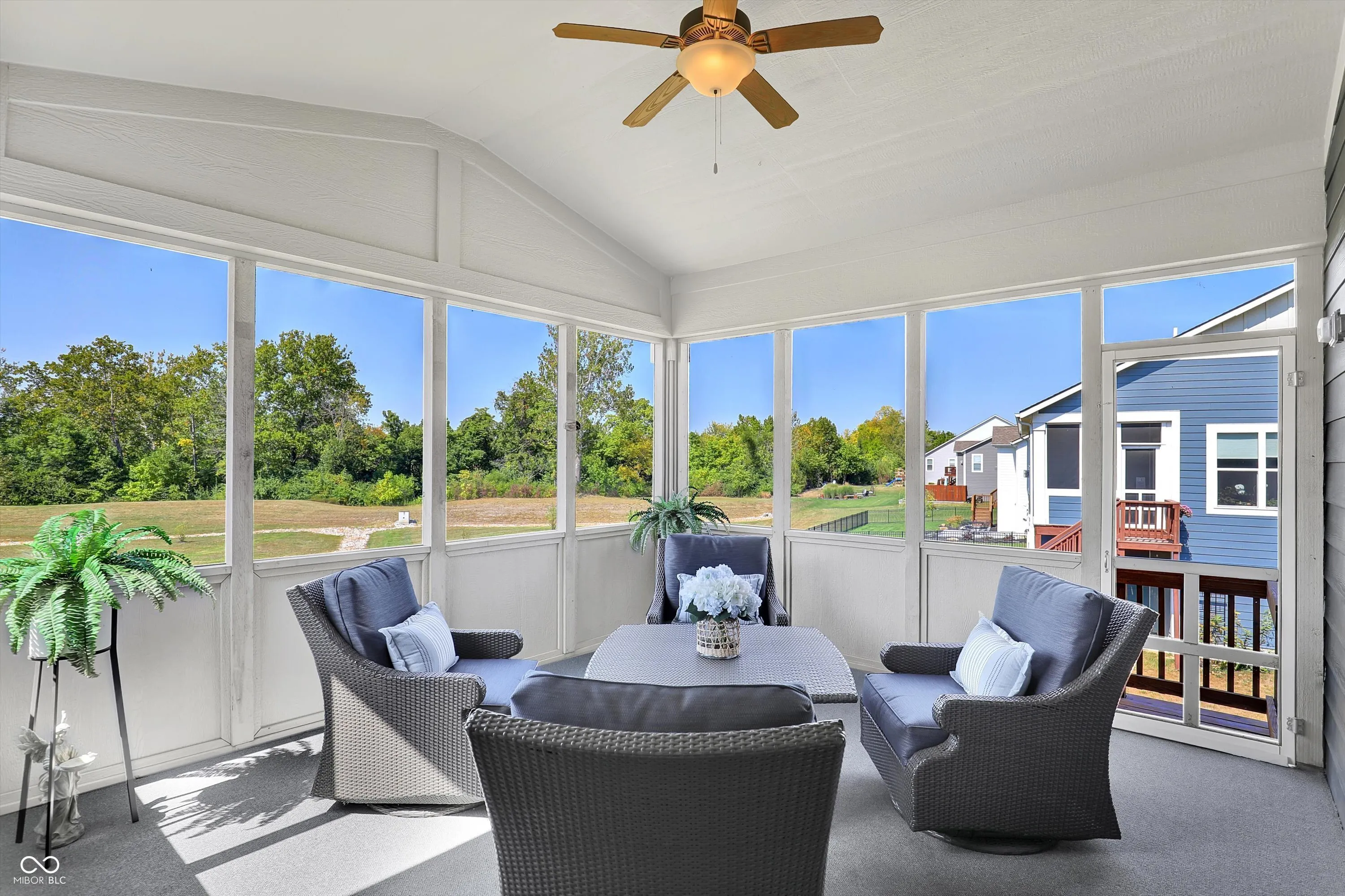 Fishers, Indiana 46037, United States, 4 Bedrooms Bedrooms, ,4 BathroomsBathrooms,Residential,Pending,220394