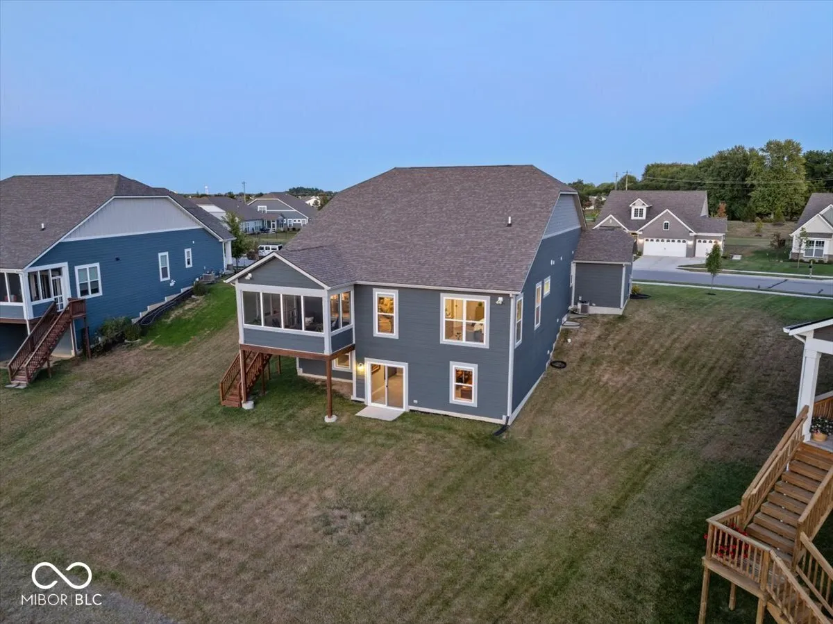 Fishers, Indiana 46037, United States, 4 Bedrooms Bedrooms, ,4 BathroomsBathrooms,Residential,Pending,220394