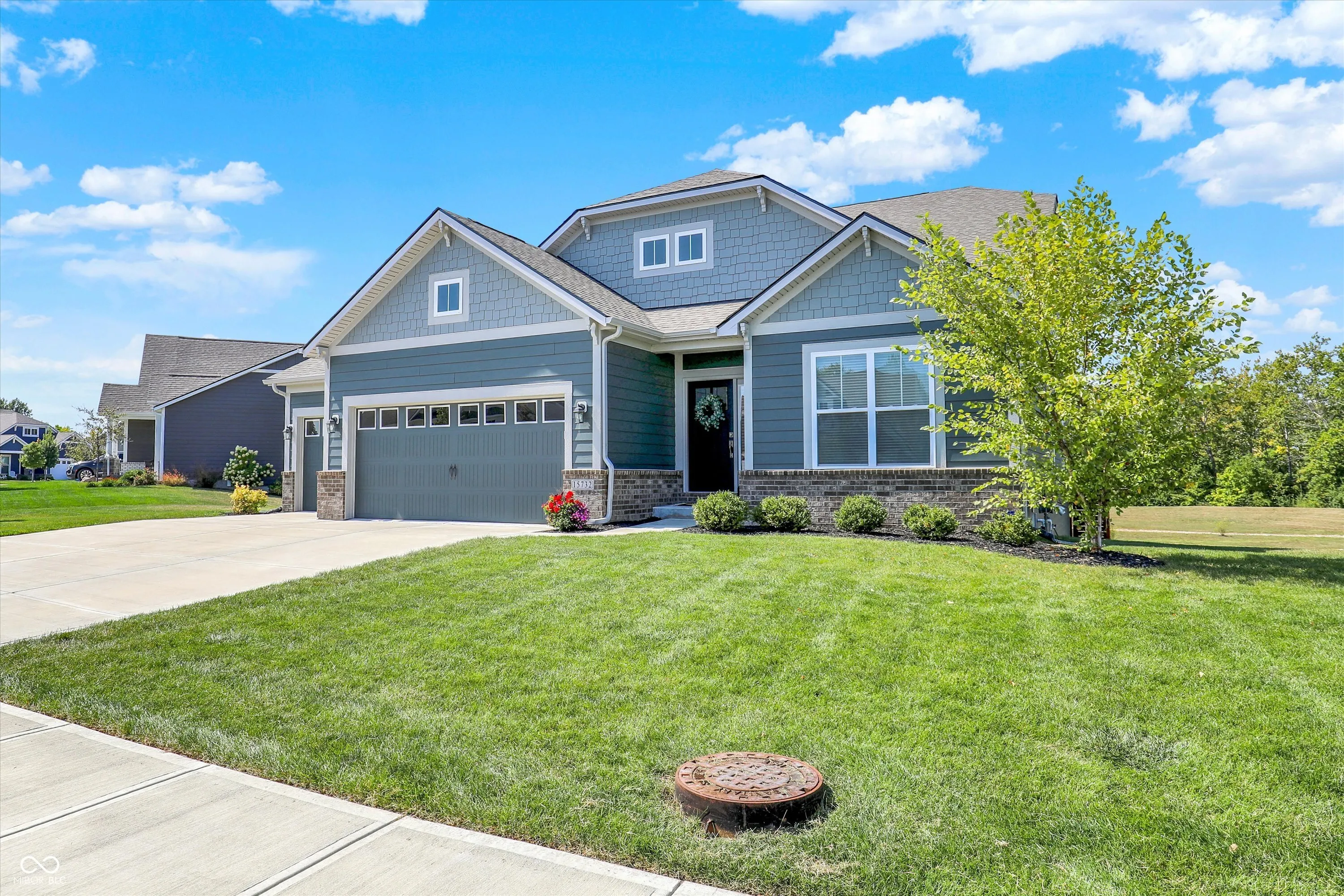 Fishers, Indiana 46037, United States, 4 Bedrooms Bedrooms, ,4 BathroomsBathrooms,Residential,Pending,220394