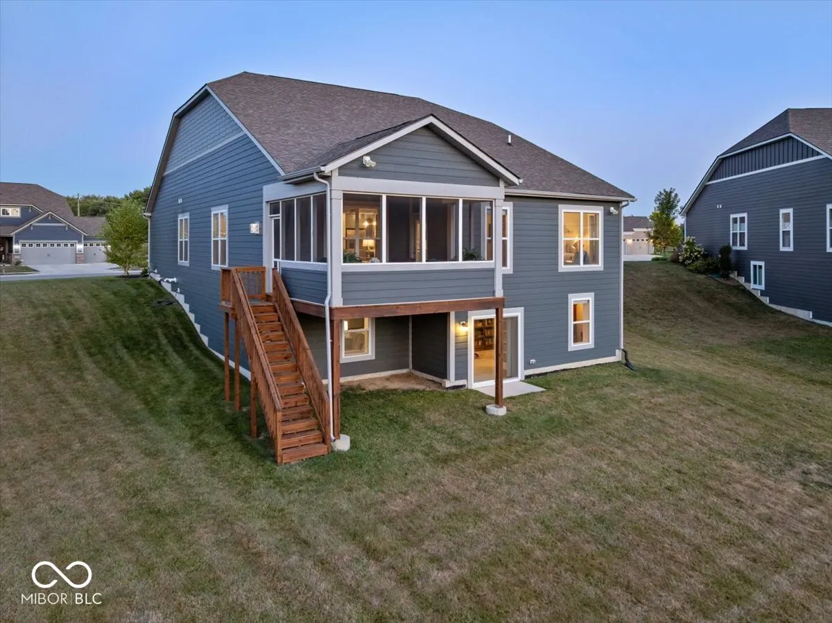 Fishers, Indiana 46037, United States, 4 Bedrooms Bedrooms, ,4 BathroomsBathrooms,Residential,Pending,220394