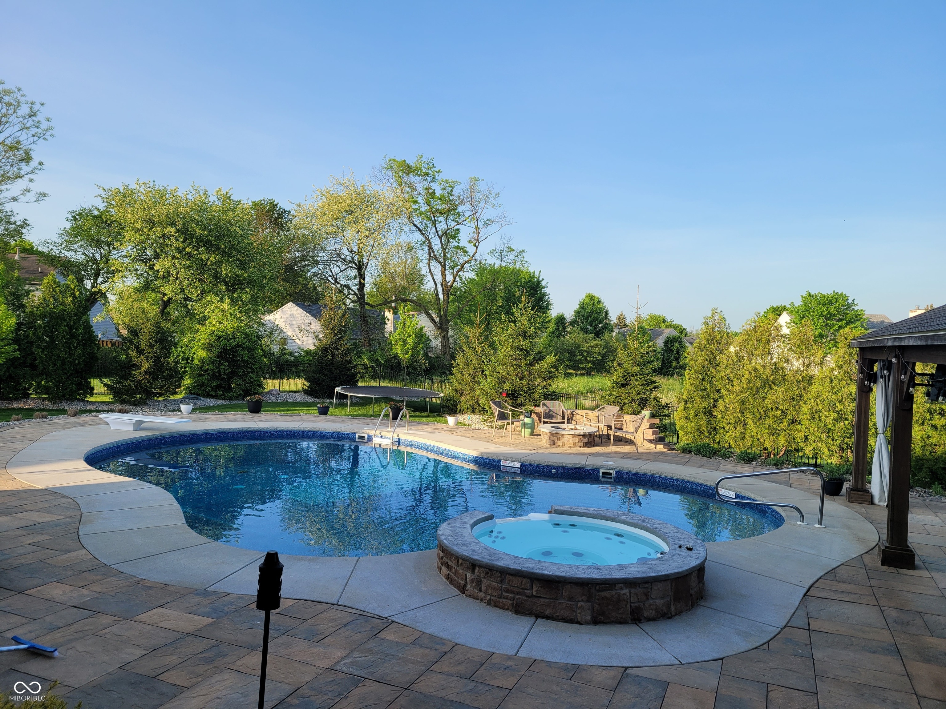 3481 Shady Lake Drive