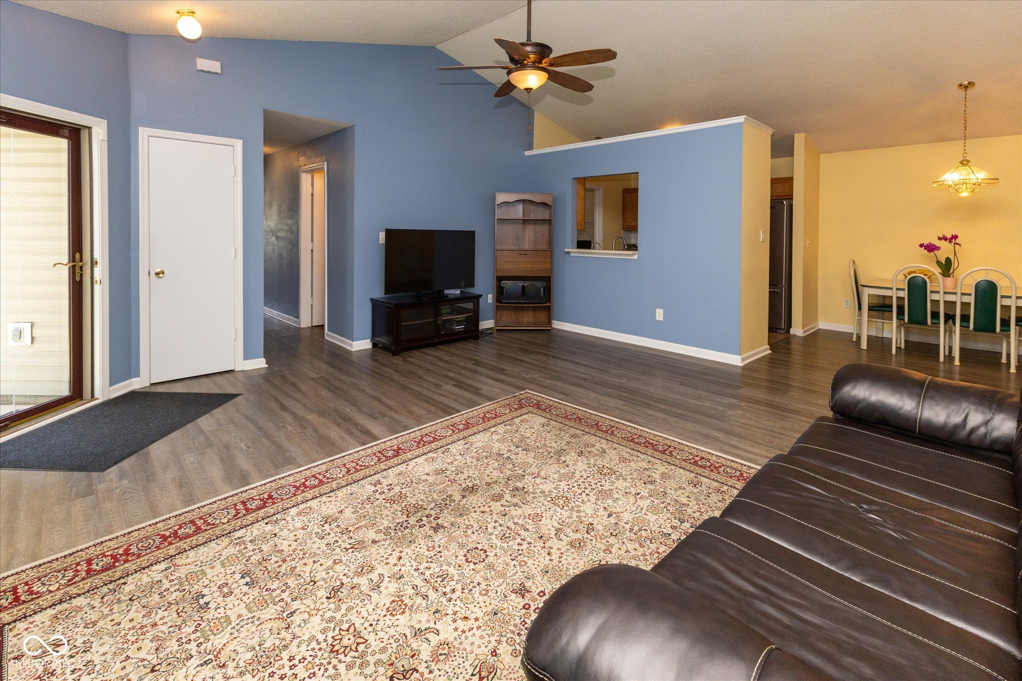 320 Red Tail Lane