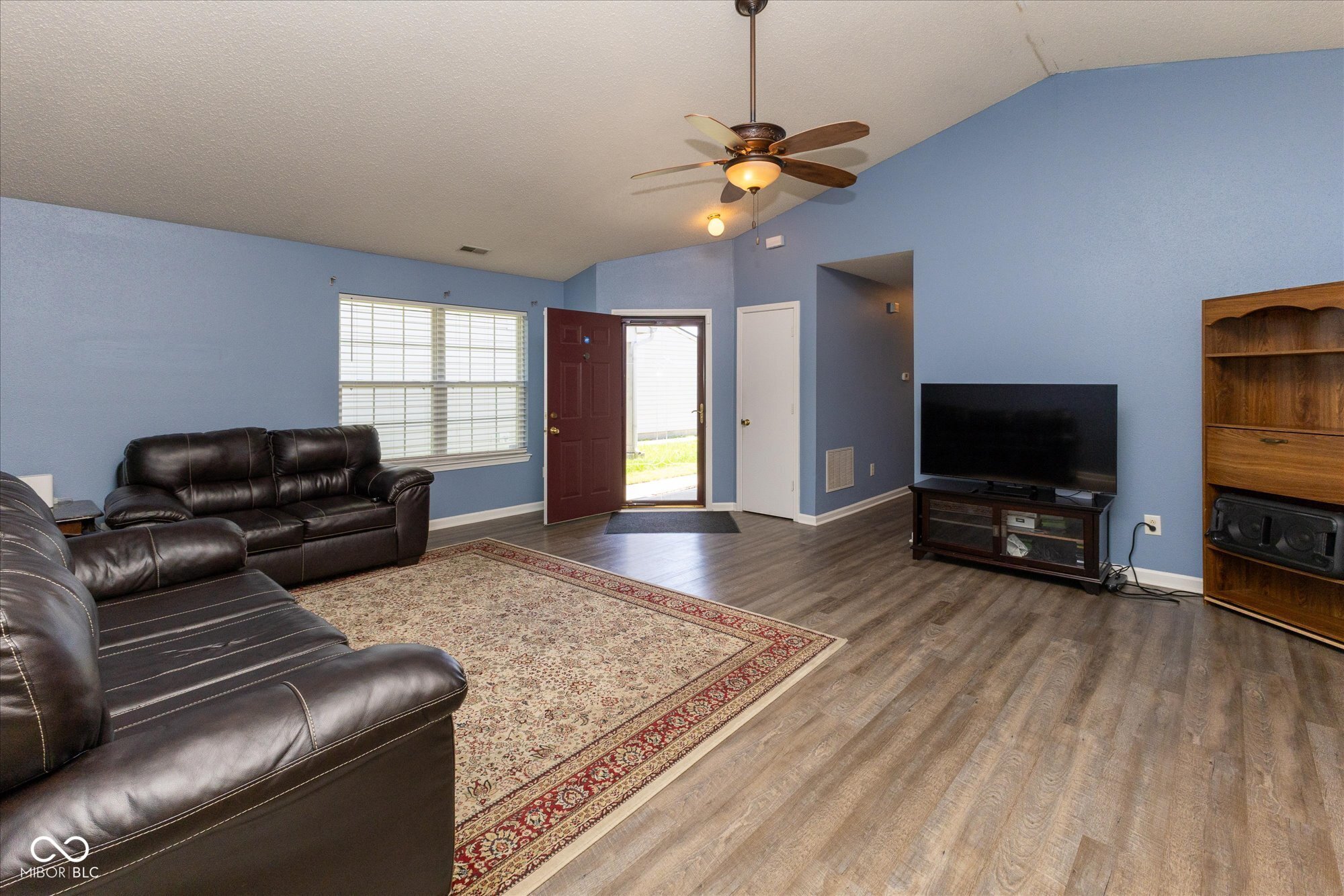320 Red Tail Lane