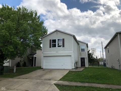 Photo of 10861 Glenayr Drive, Camby, IN 46113 (MLS # 22095984)