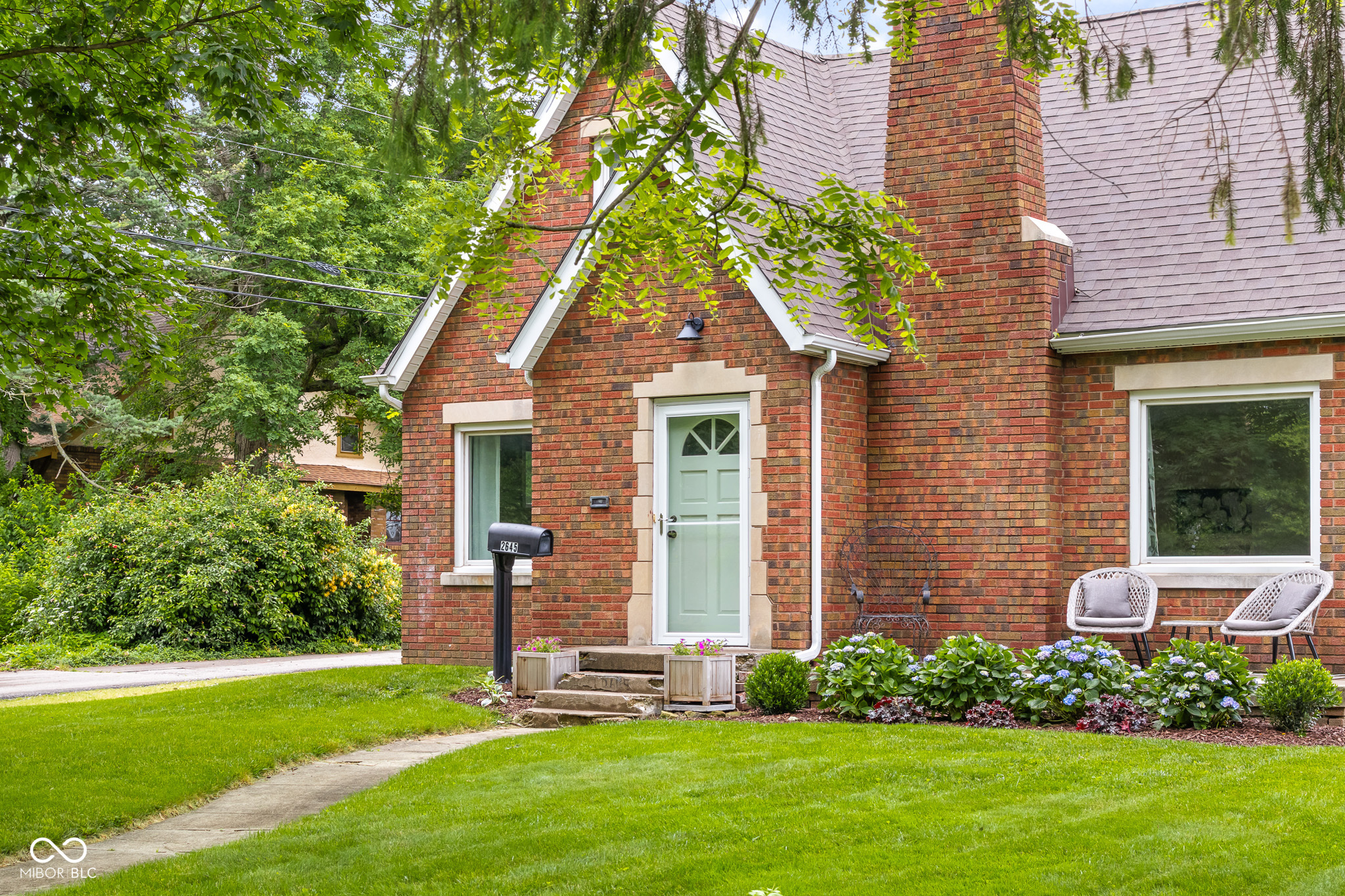 2645 Washington Street