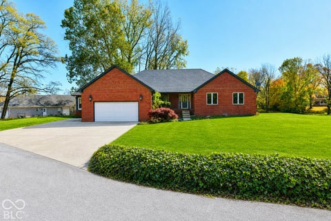 Photo of 12933 N Waters Edge Drive, Camby, IN 46113 (MLS # 22131096)