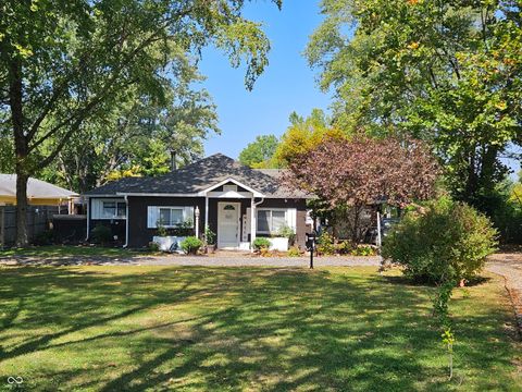 Photo of 6114 W 300 N, Greenfield, IN 46140 (MLS # 22062772)
