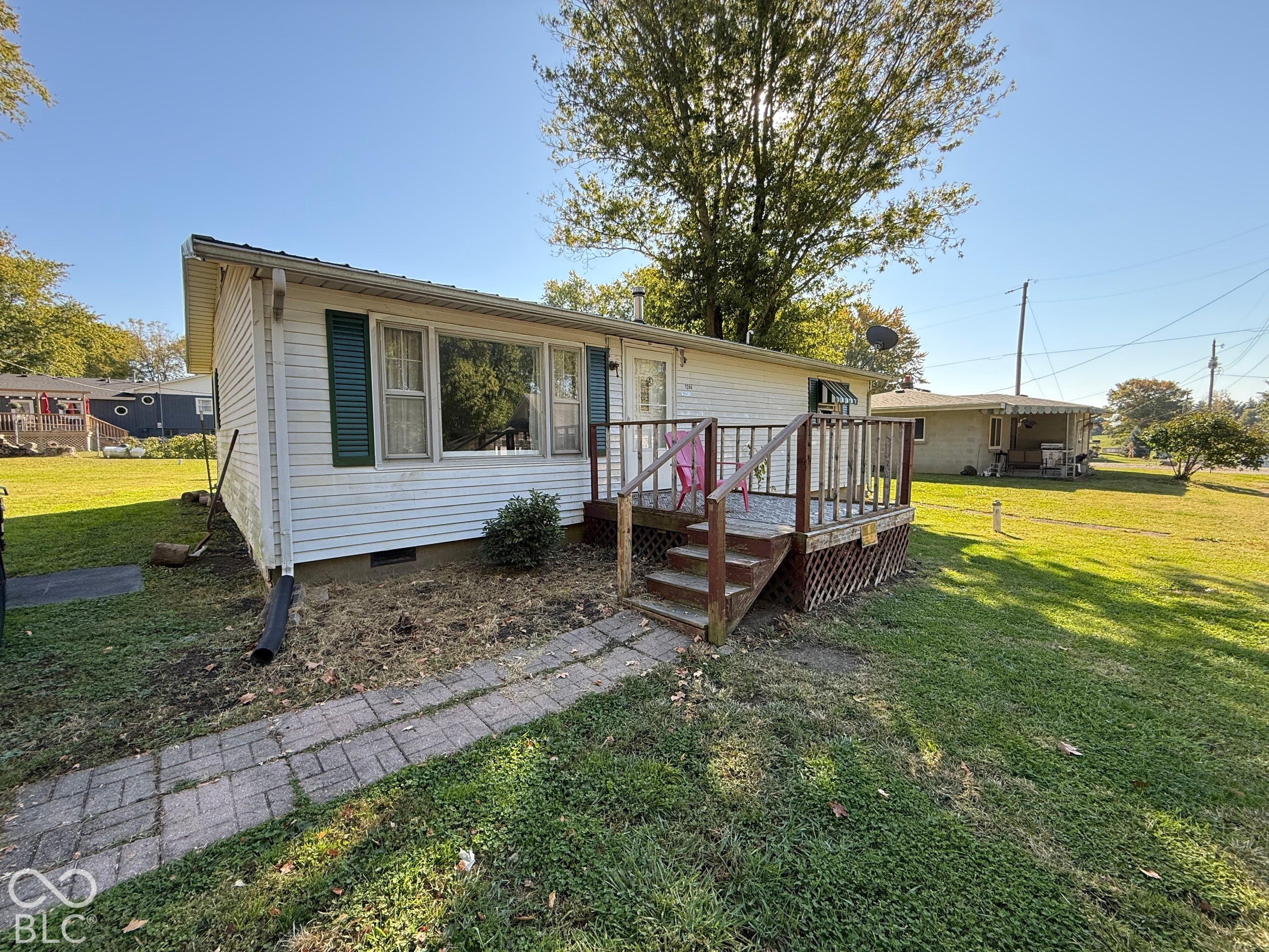 1244 N County Road 525 W