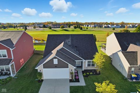 Photo of 11711 Fawn Crest Drive, Indianapolis, IN 46235 (MLS # 22069810)