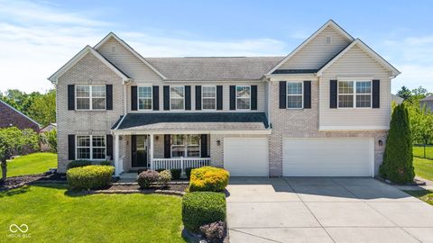 Photo of 6525 Fiesta Street, Indianapolis, IN 46237 (MLS # 22102373)