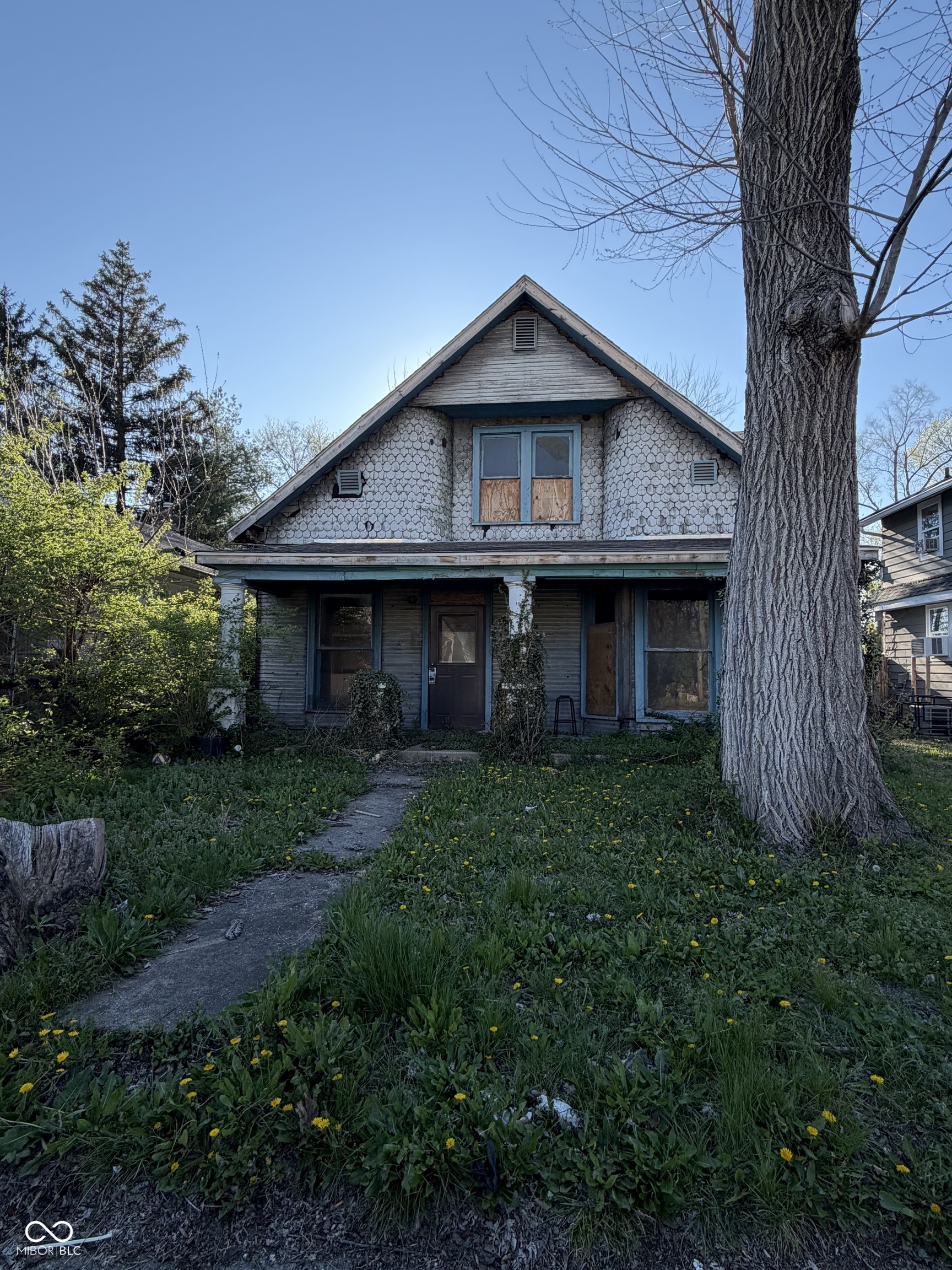 1022 N Goodlet Avenue