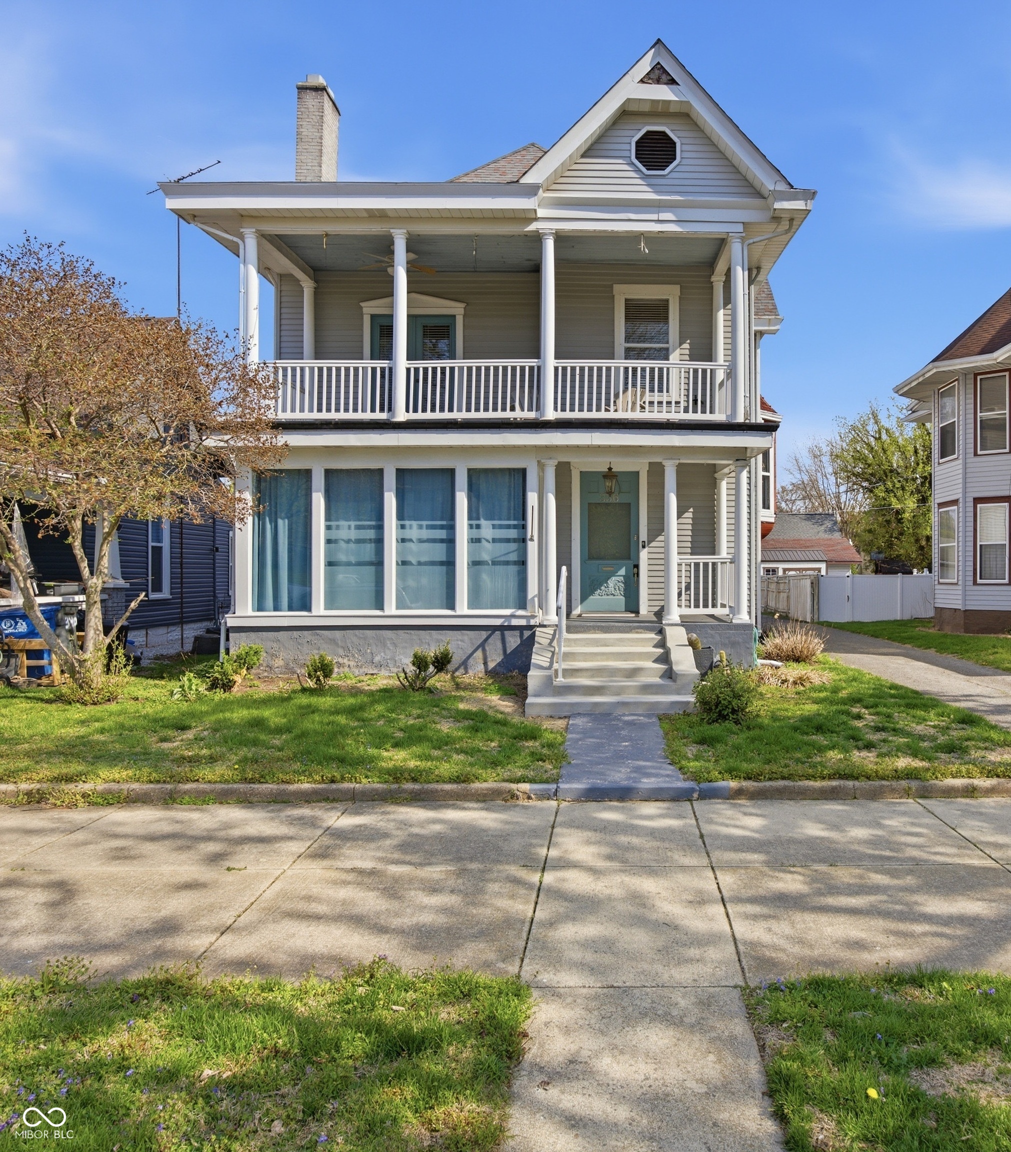 336 W Broadway Street