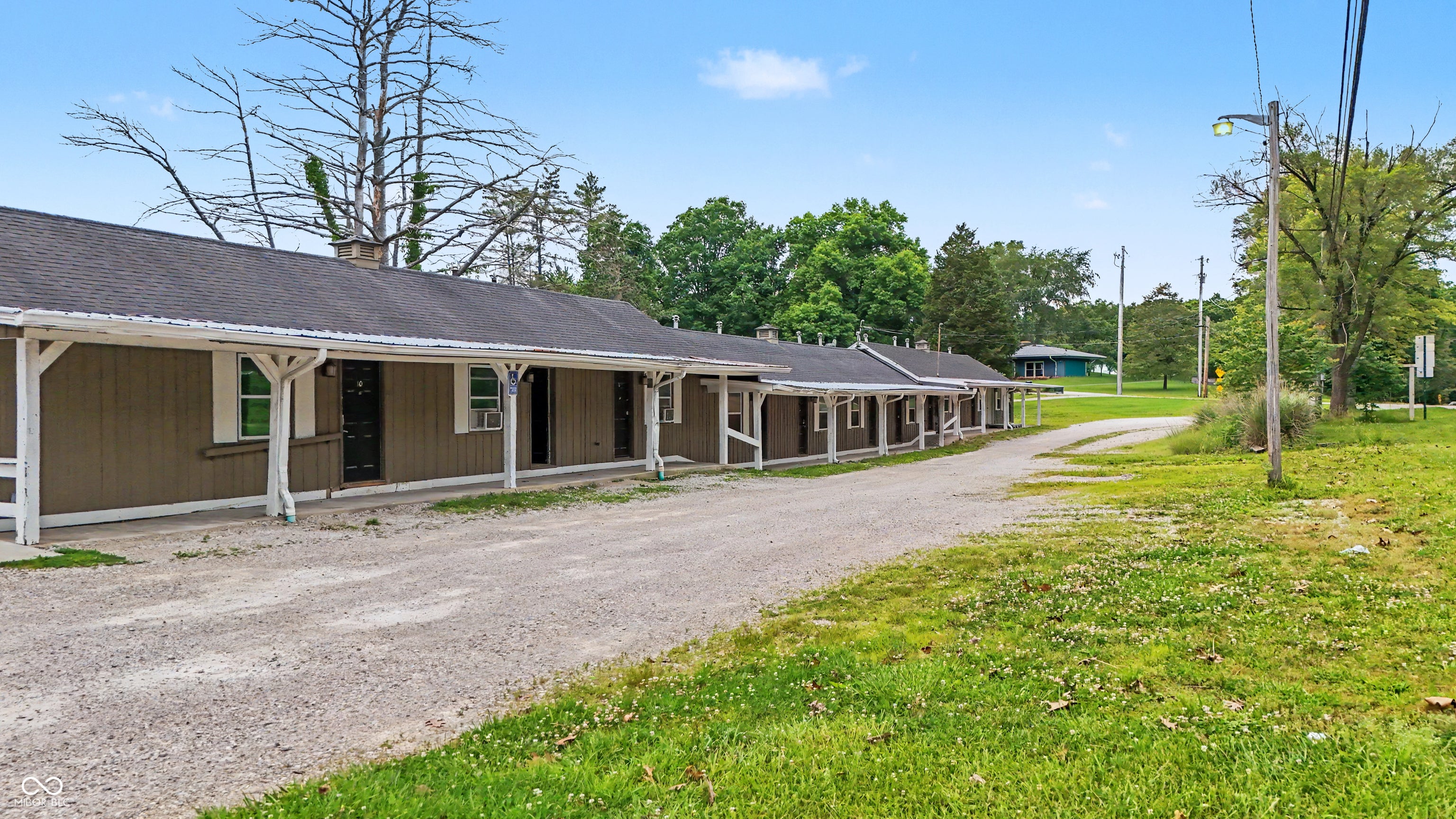 1958 State Road 135 N
