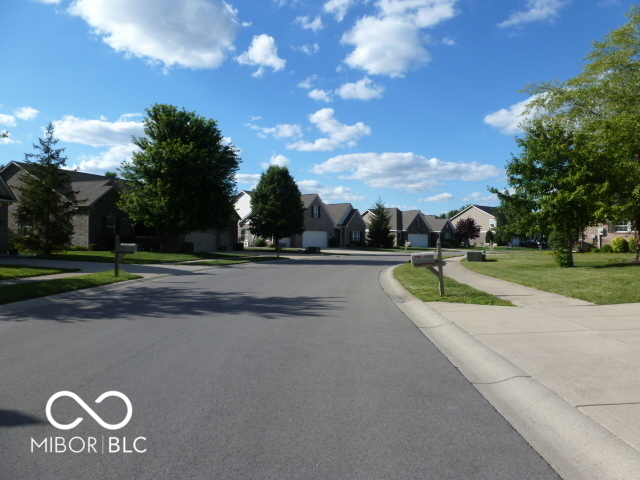 9849 N Anchor Bend