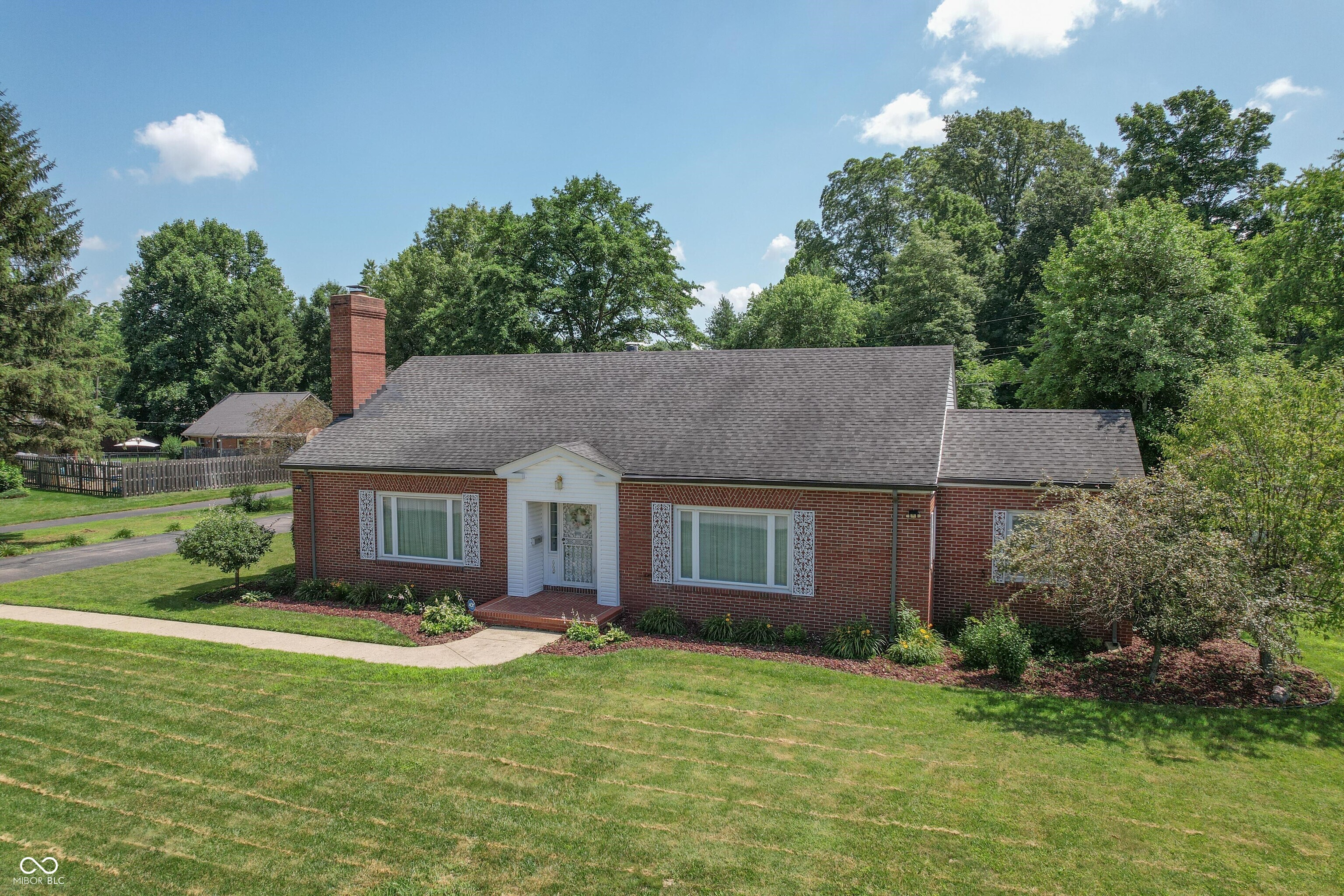 660 East Drive