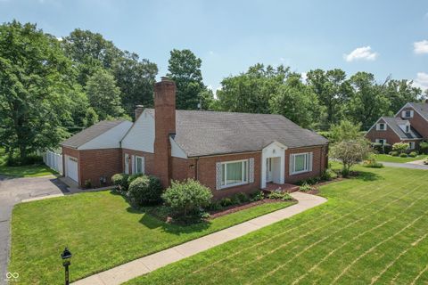 Photo of 660 East Drive, Seymour, IN 47274 (MLS # 22046365)