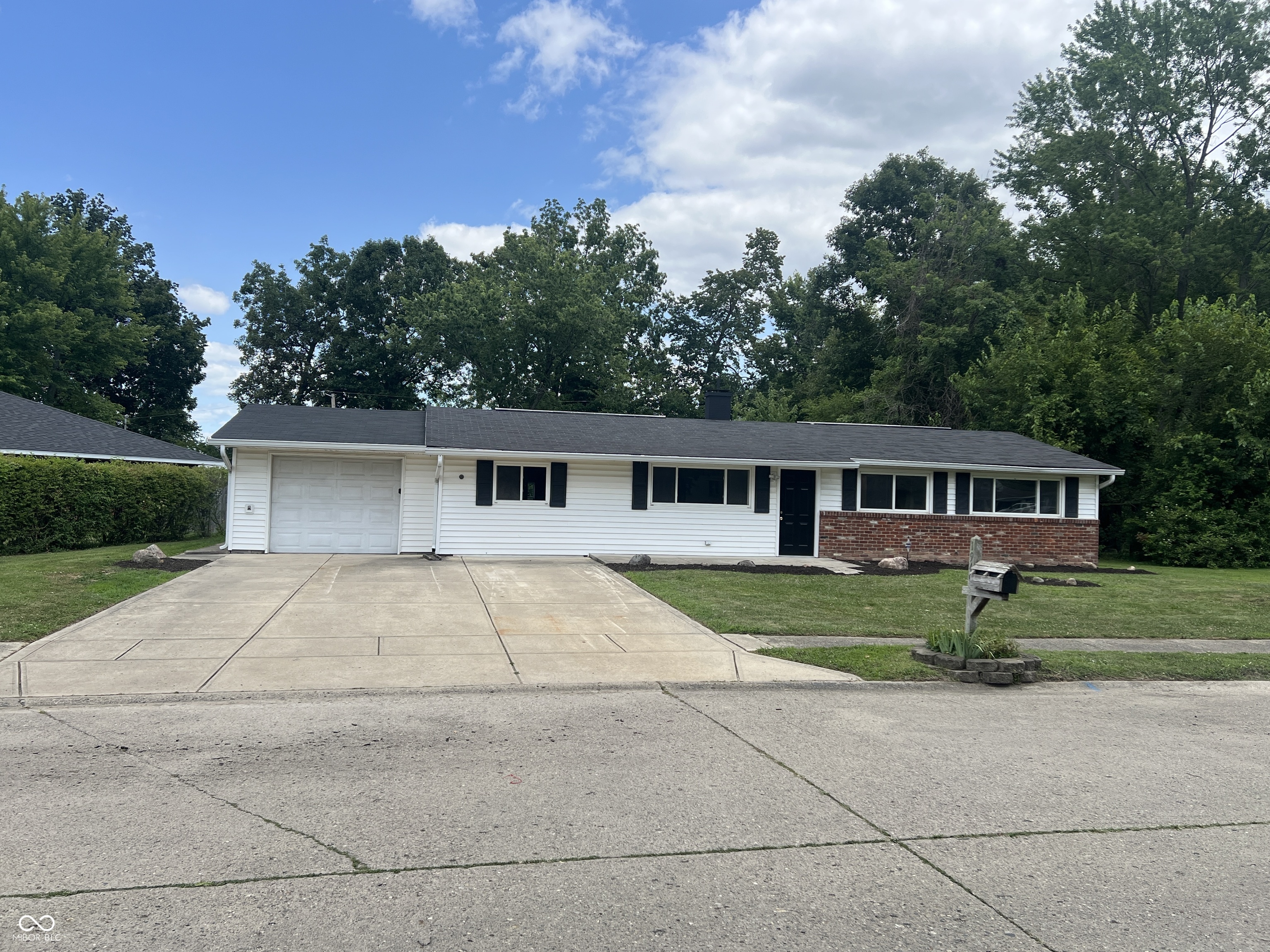 1949 Shenandoah Place