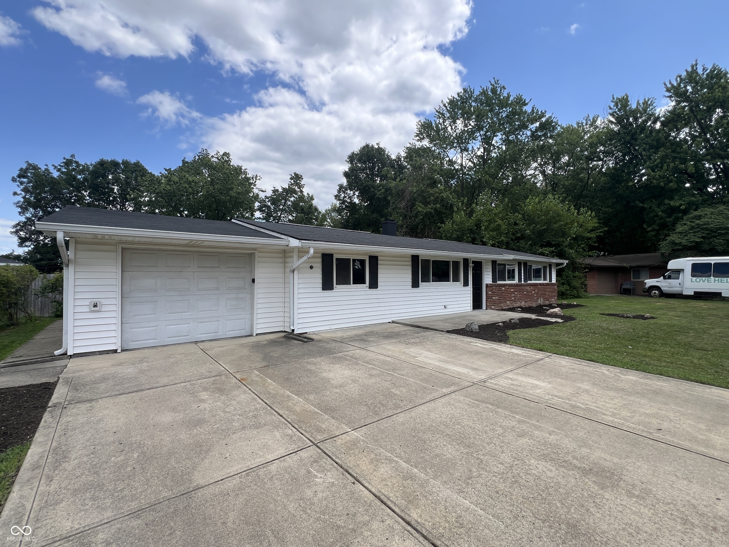 1949 Shenandoah Place