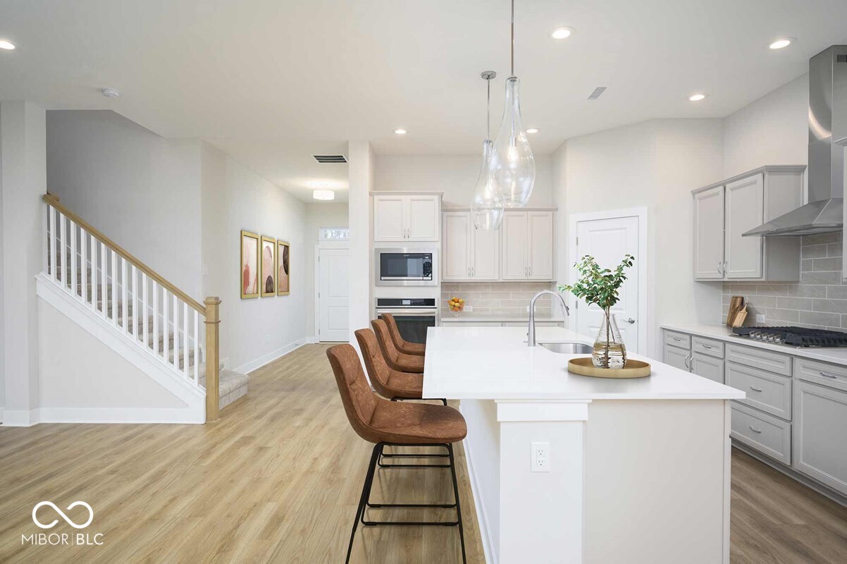 11900 Gray Ghost Way