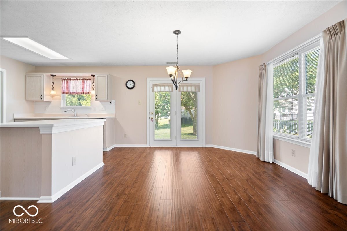235 Thornburg Park