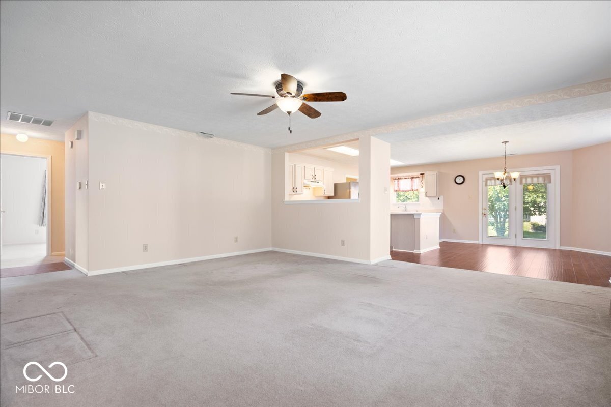 235 Thornburg Park
