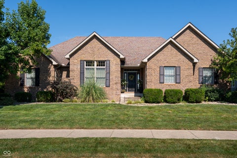 Photo of 3974 Golf Bag Lane, Terre Haute, IN 47802 (MLS # 22122202)