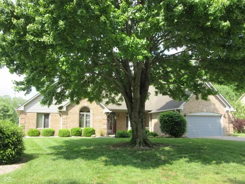 4288 Silver Hill Drive, Greenwood, IN 46142 - MLS#: 22039033