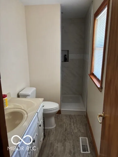 Kokomo, Indiana 46901, United States, 3 Bedrooms Bedrooms, ,2 BathroomsBathrooms,Residential,Active,169327