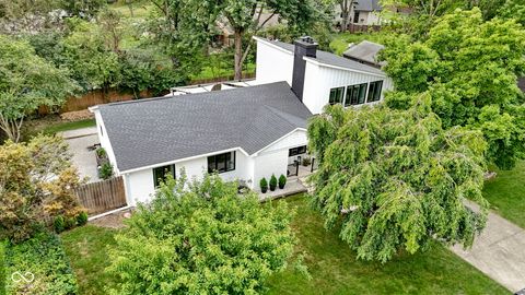 635 W Poplar Street Zionsville IN 46077