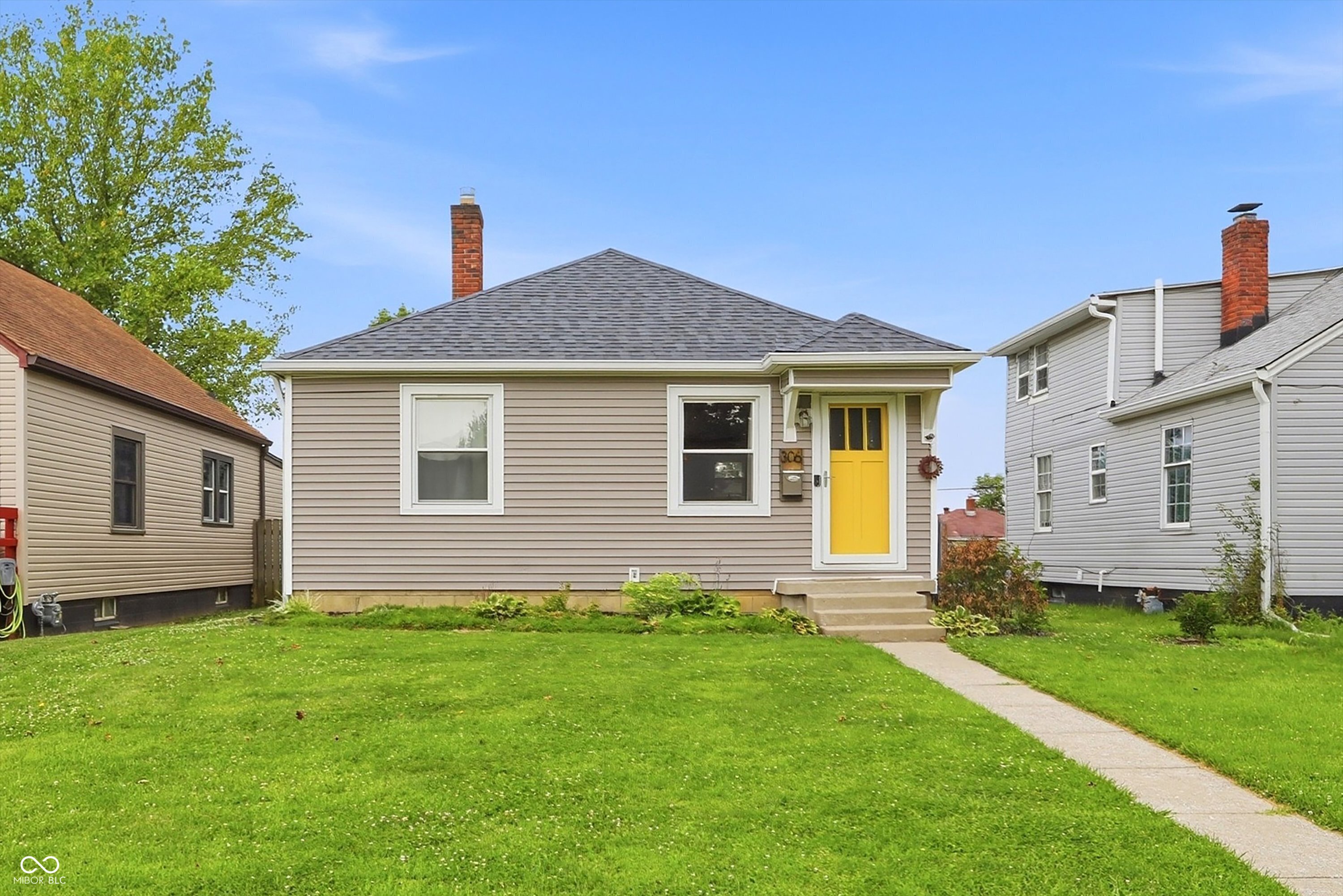 306 N 16th Avenue