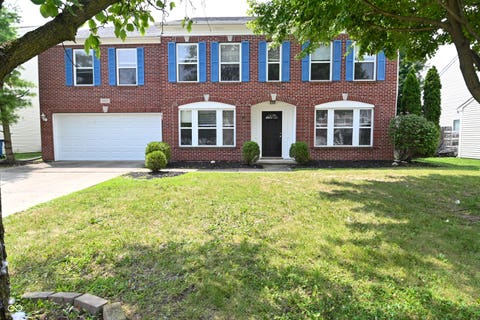 Photo of 10421 Parmer Circle, Fishers, IN 46038 (MLS # 22115315)