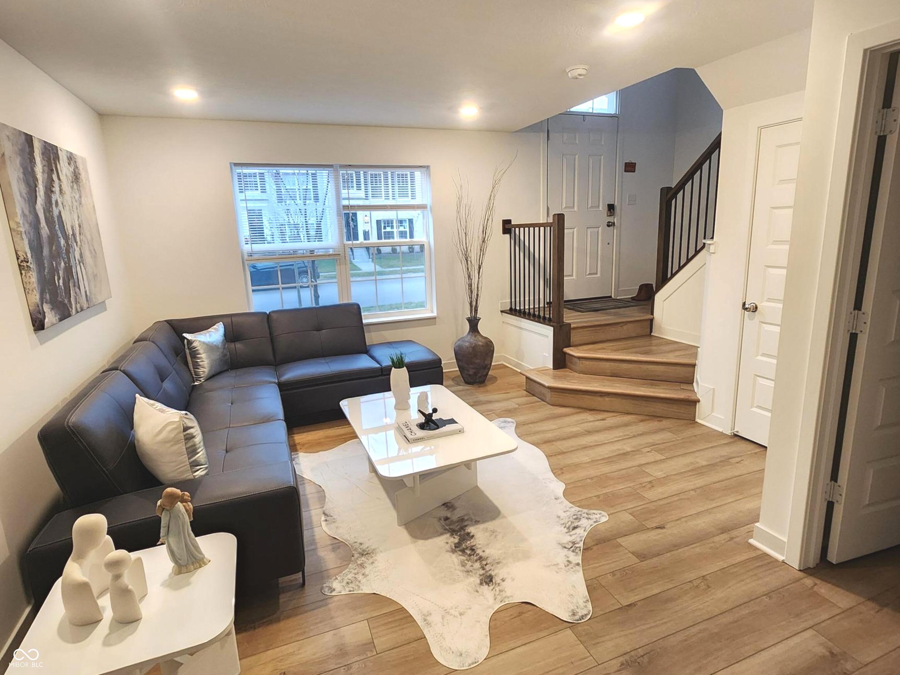 6959 Equality Boulevard