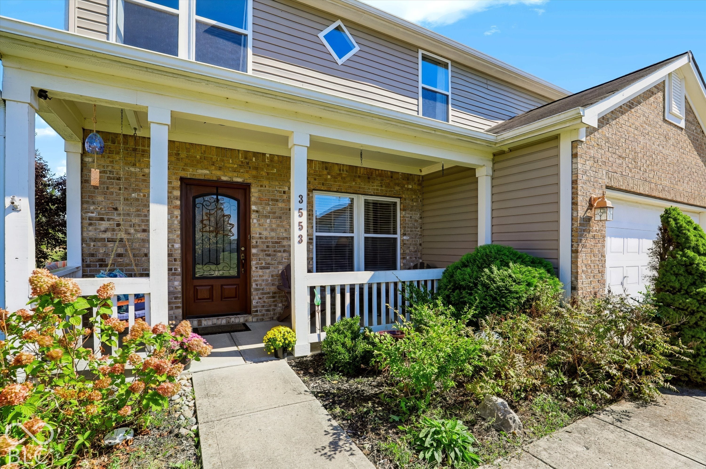 3553 White Cliff Way