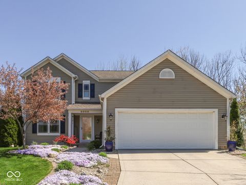 Photo of 1269 Burr Oak Circle, Greenwood, IN 46143 (MLS # 22094291)