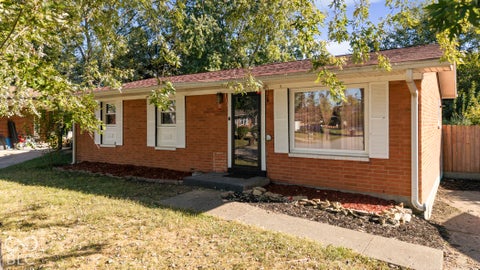 Photo of 1726 Shirley Avenue, Clarksville, IN 47129 (MLS # 22130718)