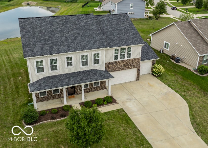 5530 W Woodstock Trail