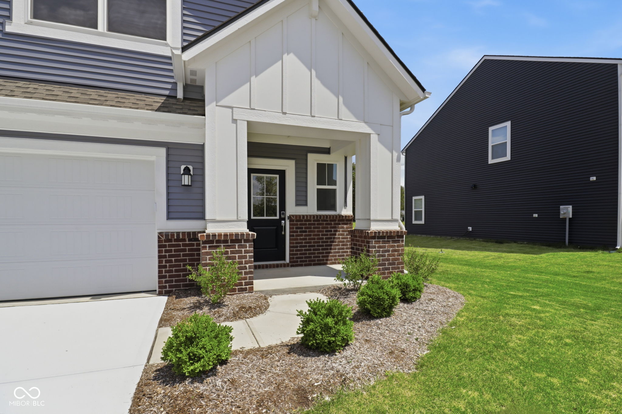 3425 sugar grove dr Drive