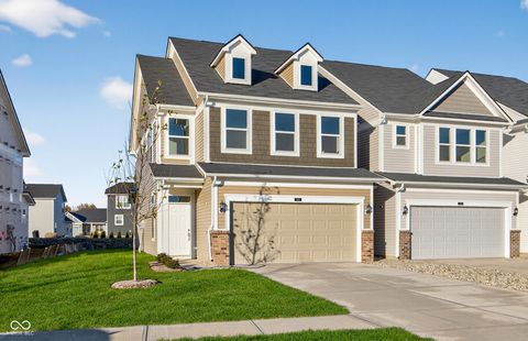 Photo of 656 Garrow Drive, Westfield, IN 46074 (MLS # 22081558)