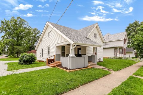 Photo of 302 N Broadway Street, Greenfield, IN 46140 (MLS # 22103586)