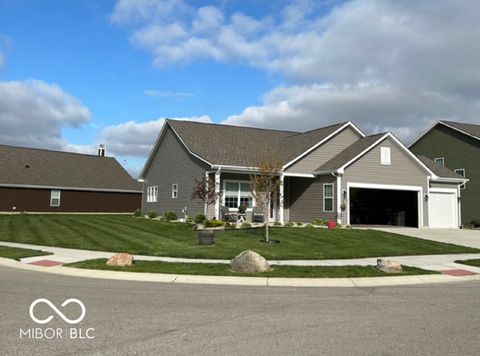 Photo of 512 Montezuma Express Drive, Greenfield, IN 46140 (MLS # 22083252)