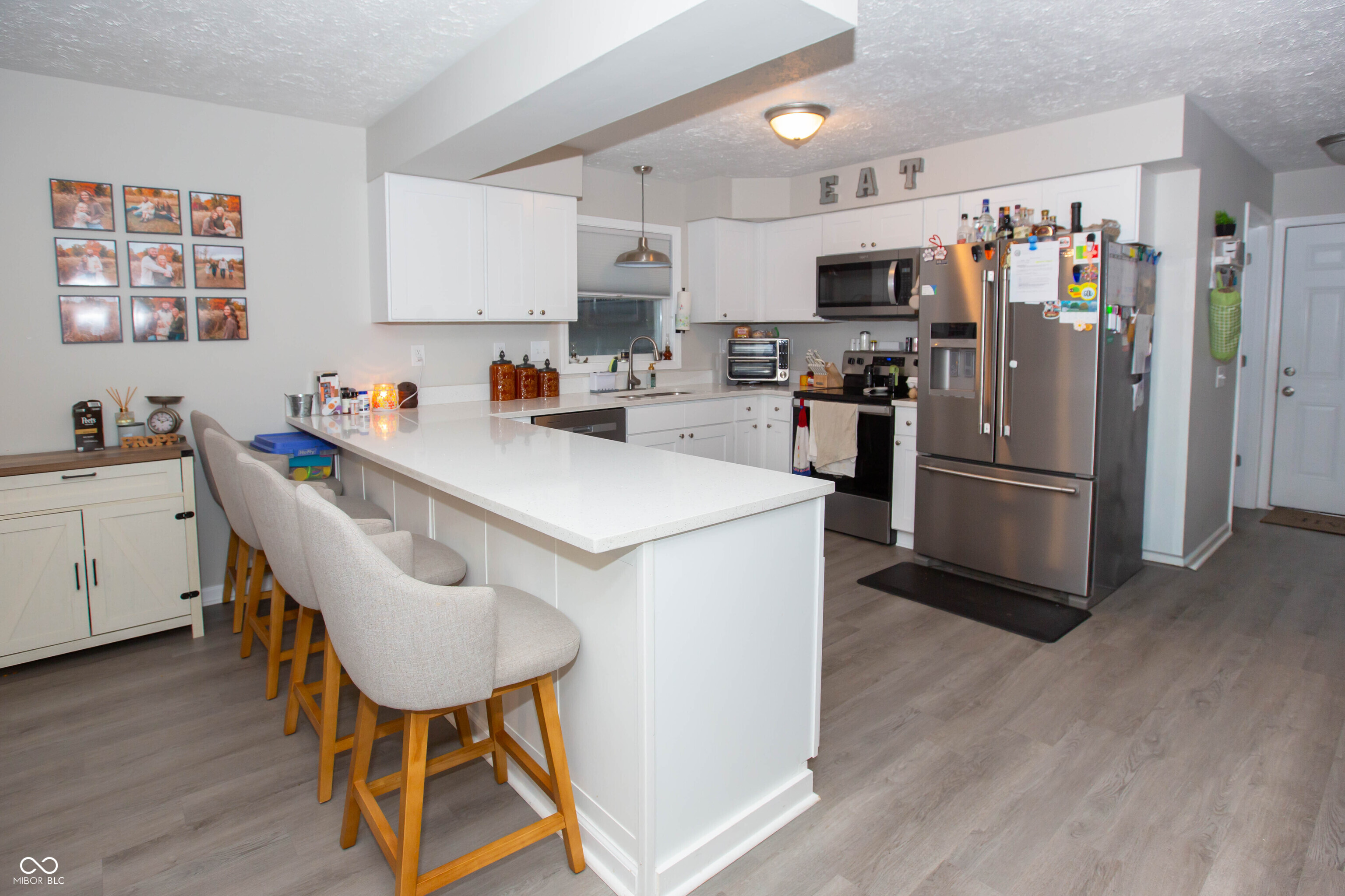 7602 W Mockingbird Court