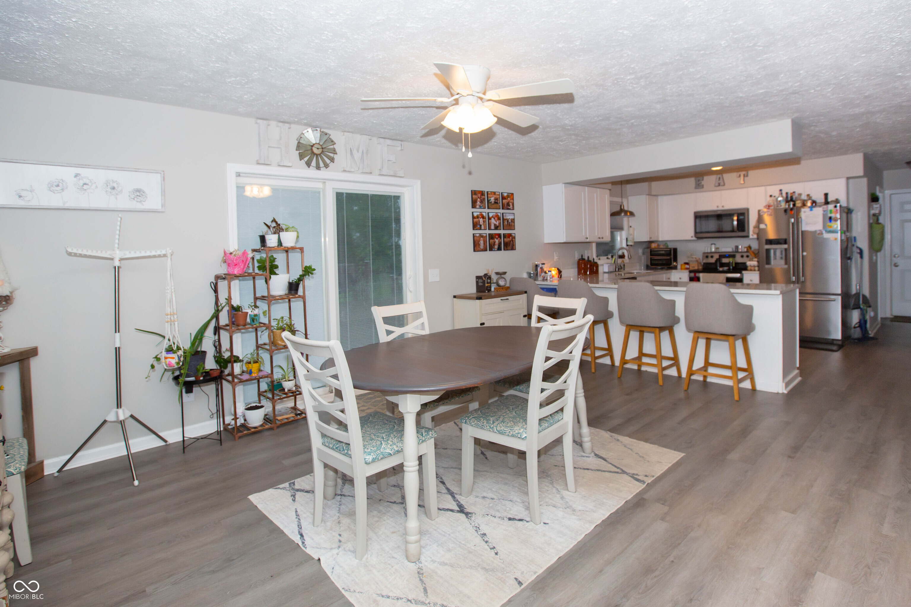 7602 W Mockingbird Court