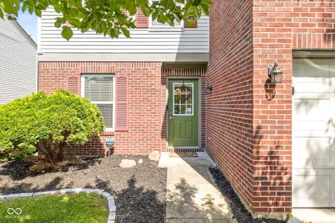 Photo of 5687 N Jamestown Drive, McCordsville, IN 46055 (MLS # 22106839)