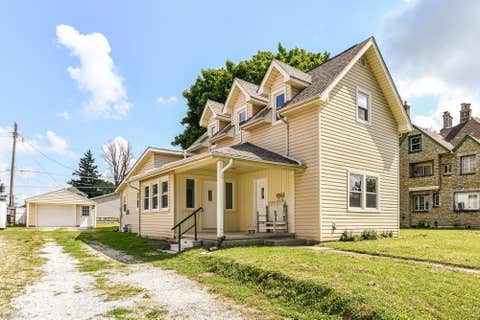 Photo of 1612 N B Street, Elwood, IN 46036 (MLS # 22112162)