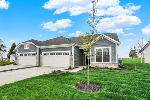 Photo of 1633 Clover Crossing Drive, Greenfield, IN 46140 (MLS # 22011137)